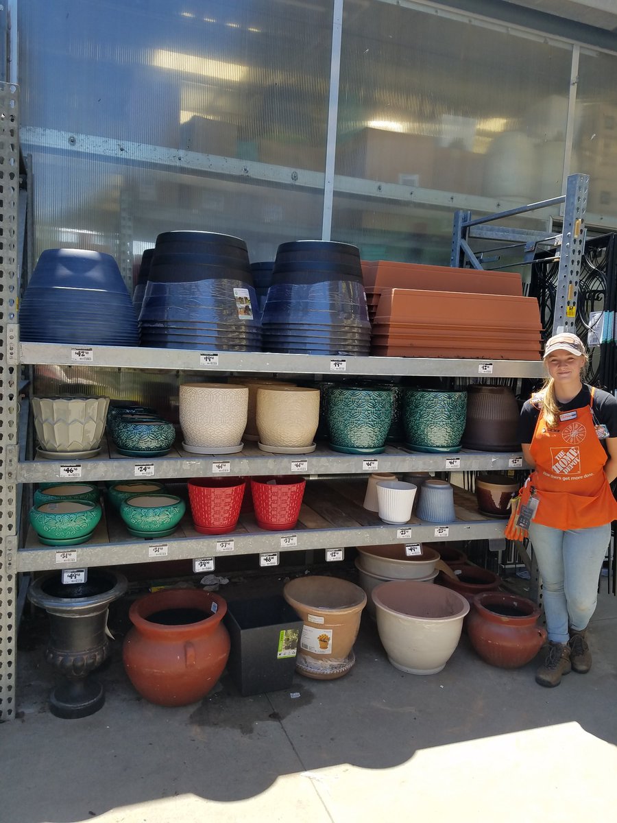 ClintonLAdams1's tweet photo. Shout to Alexis for getting the new flower pot bay full and priced.@1774 @stephen_hritz @CarltonGarret11 https://t.co/HaUFyrMTT5
