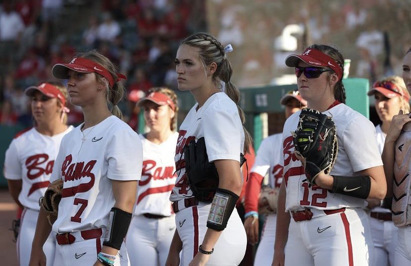 We Live Softball tweet media