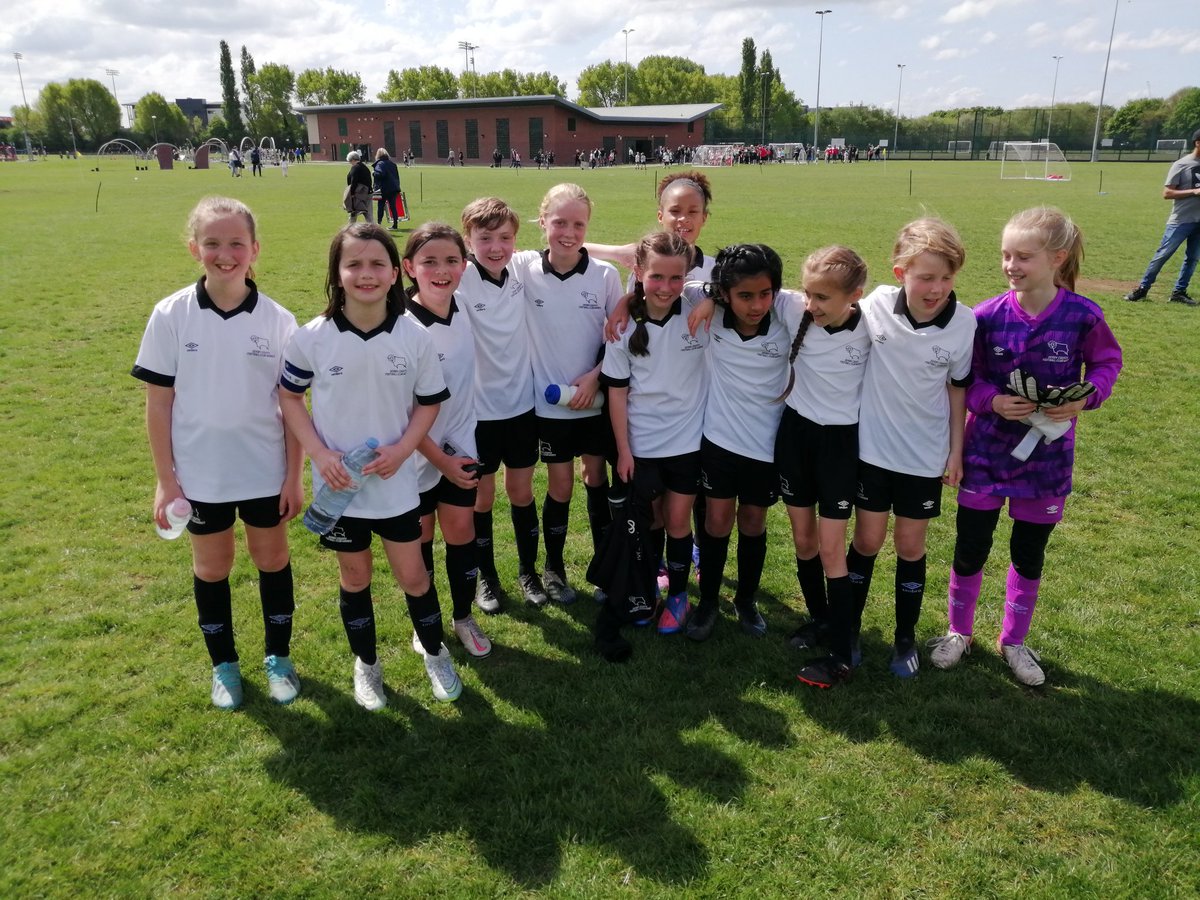 SteveBurley76's tweet photo. @DCFCWomen Well done to all the girls! A performance to be proud of and thoroughly deserved. #futureEwes https://t.co/eweZzT7hj0