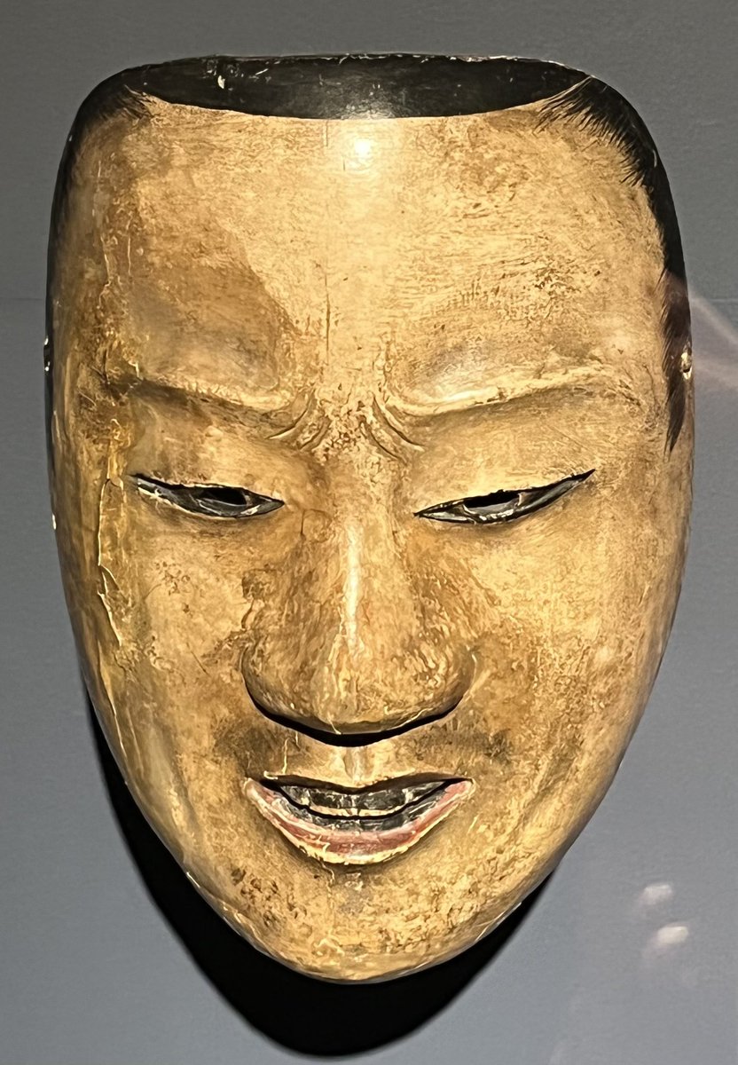 ChrisLavaquerie's tweet photo. Très beau parcours « Les arts du tout monde » du Musée des beaux-arts de Montréal @mbamtl 👏Plusieurs masques présentés dans la collection sont à retrouver dans notre livre « Le monde des masques ». Un grand merci aux libraires du musée pour cette sélection 🙏
@EditionsPalette https://t.co/yWQGDXq00F