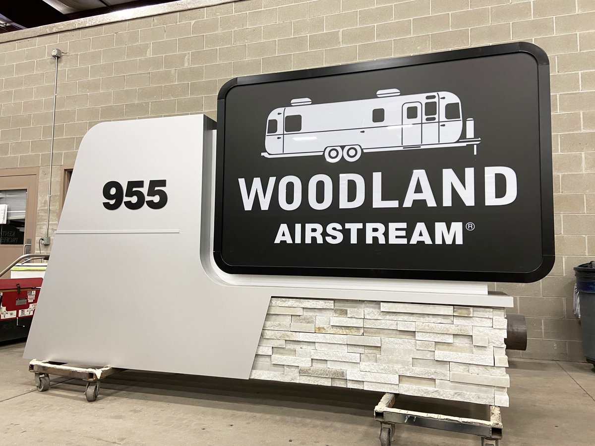 ValleyCitySign's tweet image. The weather is warming up! It's almost time to take that RV out of storage and out on the road.
We produced interior and exterior signage for both of Woodland Airstream's locations. The classic black and white color scheme is bold and timeless. 
#rvlife #pylon #monument