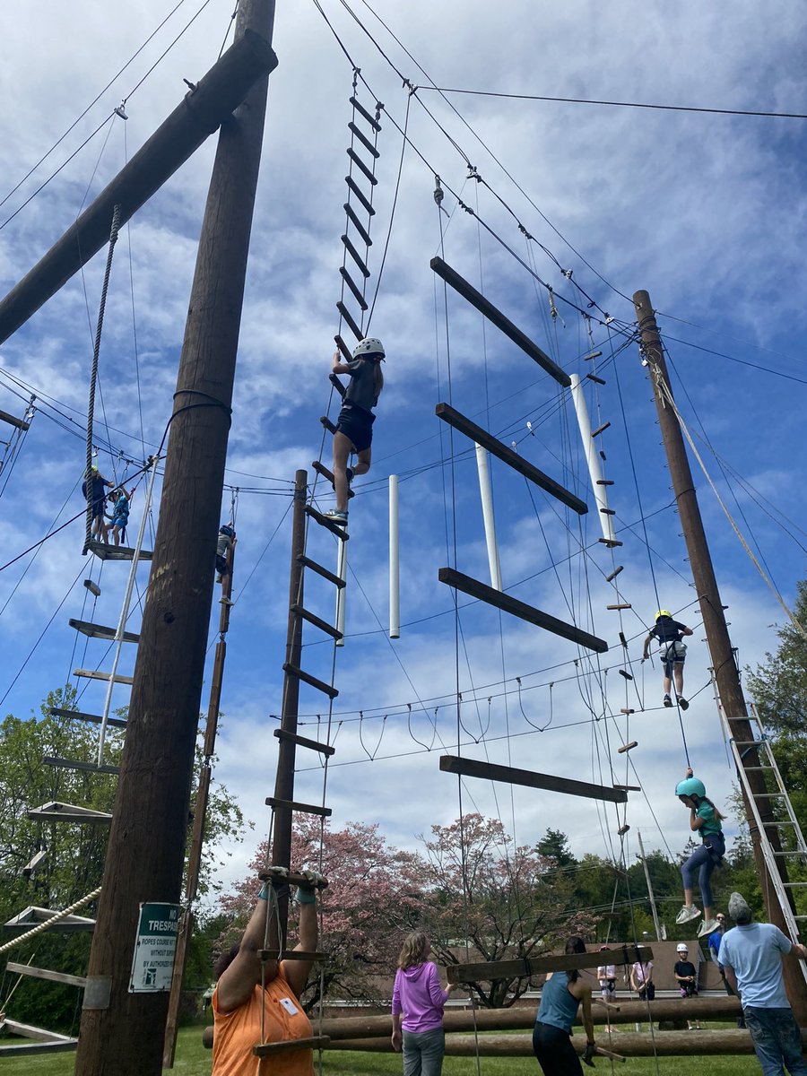 LNiedelman3's tweet photo. It was AMAZING to be back on the ropes course this year! My favorite part every year is watching these kids push themselves past their limits and persevere through all of the challenging courses. Always SO proud of their hard work and positive attitudes. https://t.co/Y9e6nhYywZ
