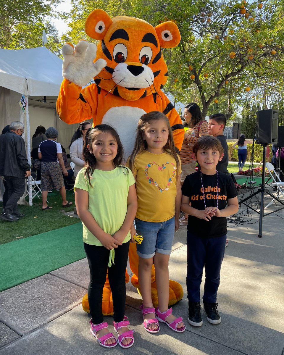 AdaSNelson_ES's tweet photo. Thank you to the City of Santa Fe Springs and SFS Art festival organizers for hosting this year's event! We were so happy to participate and join in the festivities. 🎨🖌

#AdaSNelsonES #EdChat #Education #SFSArtFest2022 https://t.co/MM2v5IJhQ9