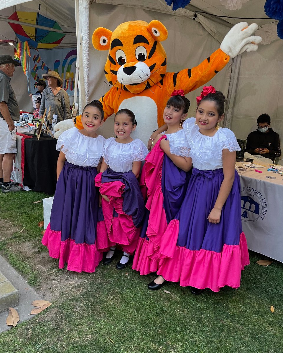 AdaSNelson_ES's tweet photo. Thank you to the City of Santa Fe Springs and SFS Art festival organizers for hosting this year's event! We were so happy to participate and join in the festivities. 🎨🖌

#AdaSNelsonES #EdChat #Education #SFSArtFest2022 https://t.co/MM2v5IJhQ9