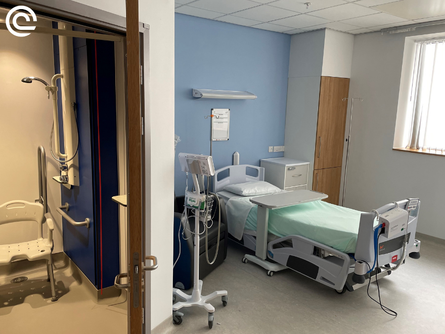 CCCNHS's tweet photo. Clatterbridge is enhancing its research capability with the launch of a dedicated unit.

The Early Phase Trials Unit has four in-patient beds, allowing us to increase experimental medicine and world-class research for cancer patients across the region. https://t.co/3RFpj5UFm1 https://t.co/7KeeybHZcD