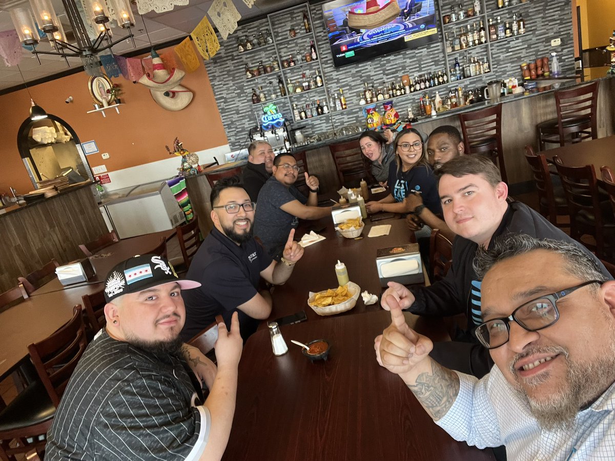 Mobily Chicago Manager meeting wouldn’t be complete without celebrating this awesome guy!!!  <a href="/MattSmith4454/">Matthew Smith</a> HAPPY BIRTHDAY!!!!  And thank you for your partnership!
#SWATSUP <a href="/PaulaVofGLM/">Paula</a> <a href="/Jose1GZ/">Jose</a> <a href="/TomMonahan10/">Tom Monahan</a>