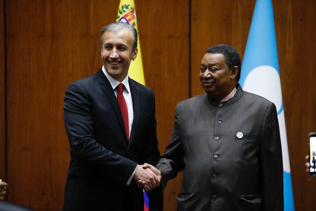 AliErnesto32's tweet photo. Complacido con S.E. Mohammed Barkindo, Secretario General de la @OPECSecretariat, por la invitación al Gran Encuentro con las Fuerzas y Actores de la Industria de los Hidrocarburos, donde acompañamos al Vpdte. Sectorial de Economía, @TareckPSUV

@NicolasMaduro https://t.co/Q736Lj68lu