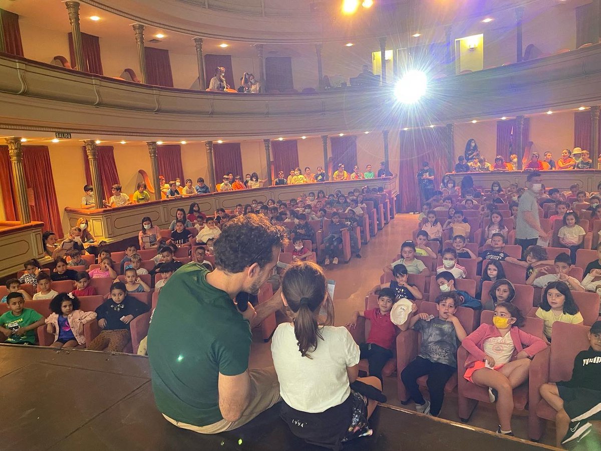 AguacateFF's tweet photo. Además, han podido presentar su cortometraje "Ficciones", ver a los pequeños disfrutar de las proyecciones y votar por sus favoritos.
¿Qué más podemos pedir? 
¡¡SEGUIMOS!!
#kidsfestival #cineinfantilyjuvenil #cineycultura https://t.co/IeDZvCfRvx