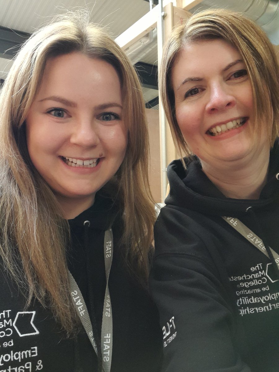 Louise Loxton tweet media