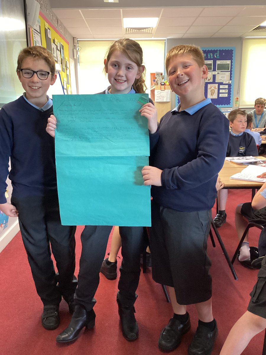 We loved drafting science fiction stories today in English!  Every group worked so hard on their character and setting descriptions. Well Done! ✨