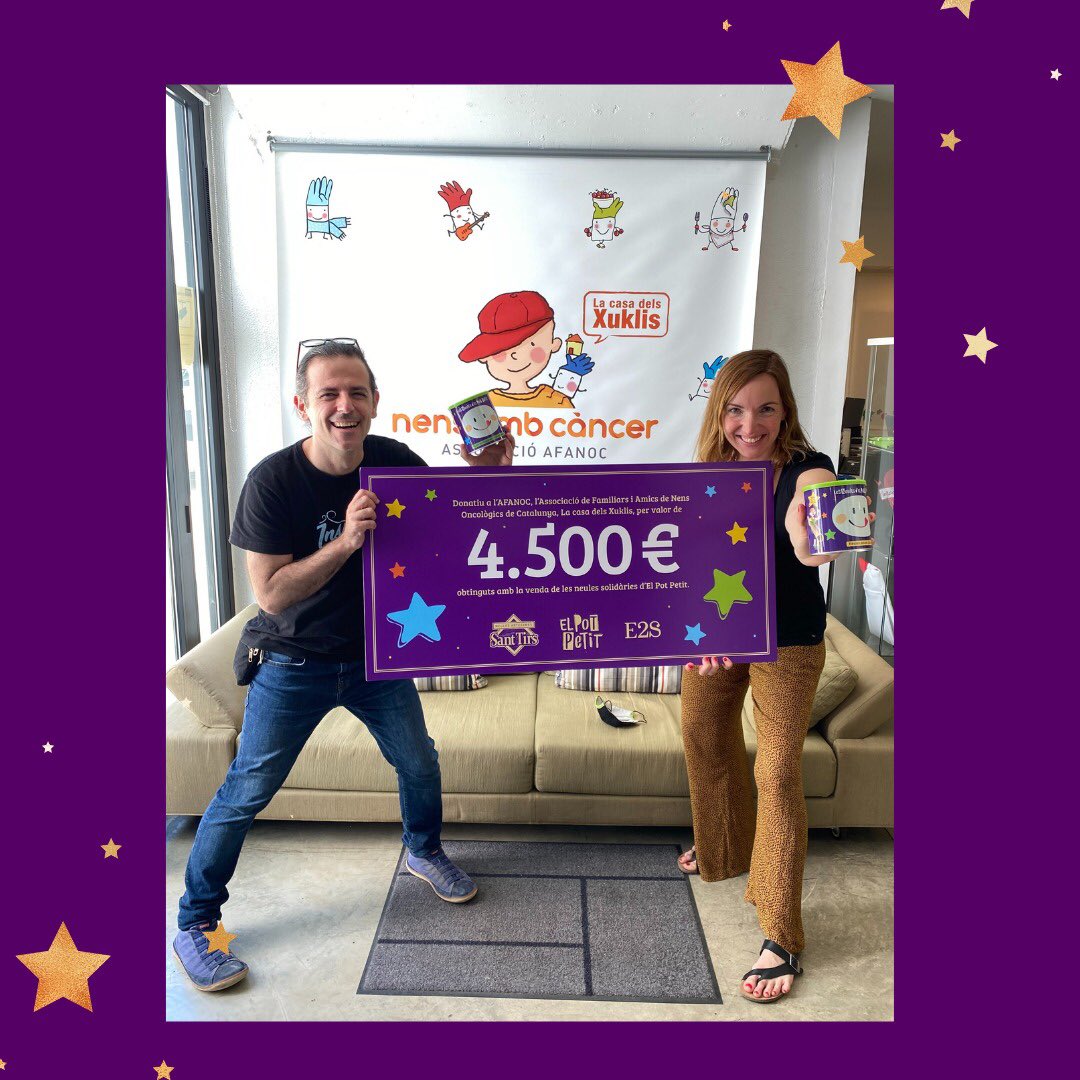 elpotpetit's tweet photo. Avui hem tornat a la Casa dels Xuclis a lliurar el xec de la venda de les Neules Solidàries, que hem fer conjuntament amb Neules Sant Tirs i @E2Screativa 

🤩4.500 euros 🤩

Famílies, sou fantàstiques! https://t.co/HKEkcgkKW7