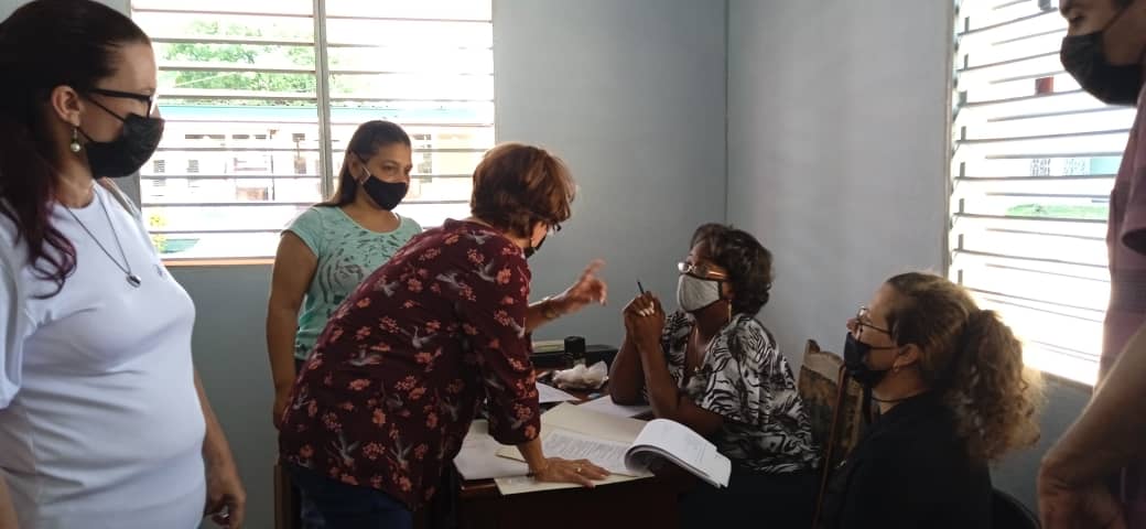 Se analizan en visita de <a href="/finanzasprecios/">Ministerio de Finanzas y Precios Cuba</a>  al municipio Yara temas como: 
👉 Ejecución del Presupuesto del Estado.
👉Fortalecimiento de la Contabilidad.
👉Potenciación de Ingresos y Disminución de Gastos.
👉Sistema de Trabajo de Las Oficinas de Multas.
#PorGranmaLoMejor #CubaVive