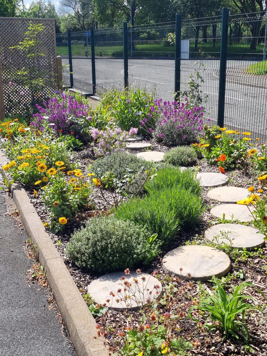 FletchHort's tweet photo. Lovely to get some update photos of this Garden of Hope at @YCA looking bright and beautiful in the sunshine. In its second year now, it’s full of lots of colour and scent, and being enjoyed by the local community! 🥰🤩🌸💚🌱 https://t.co/kwyIZBseCK
