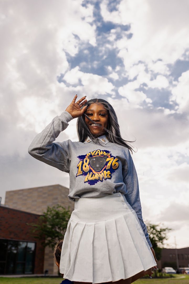 thebarson's tweet photo. Always had high high hopes…..3 days til 👩🏾‍🎓 https://t.co/l5WSA2RHbc