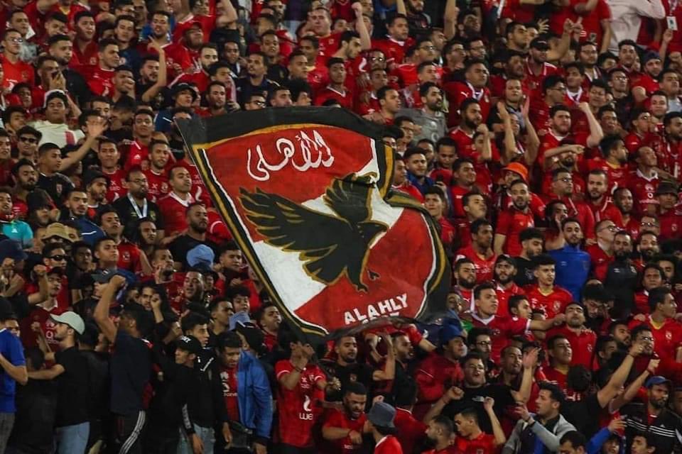 لو كل العالم ضدك وراك جمهور بالملايين وراك في كل مكان💪💪

 #FIFAsupportingCAFcorruption