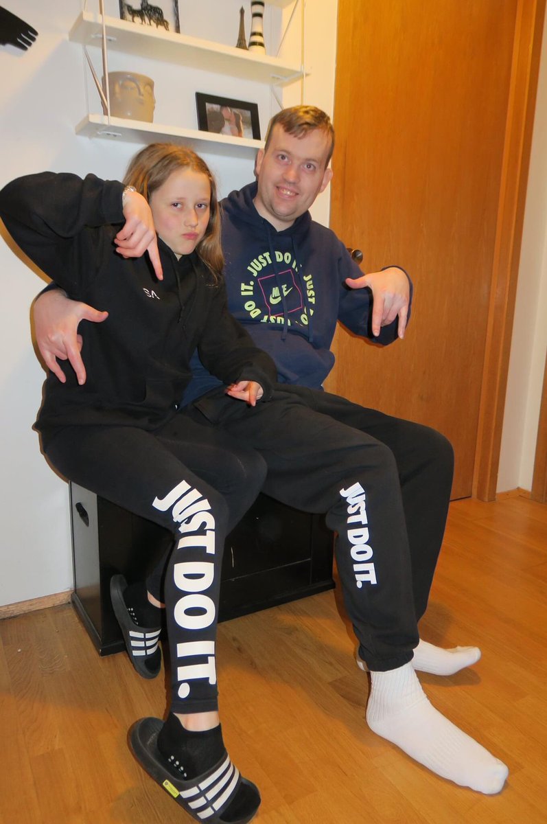 Just do it hittingur á Akureyri 27-28 apríl 2022 ég og Tinna Marý frænka mín