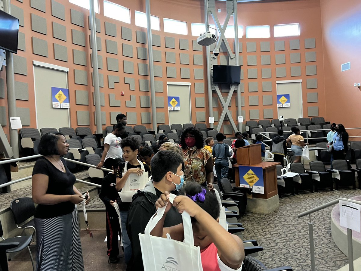 TCTATuscaloosa's tweet photo. ❓What do you want to be when you grow up? Mini WOW is under way @TCTATuscaloosa and @TASPA_TCS is in the house!😊So glad that
@UPES_Leads, @oakdaleelement, @CentralESChamps, @TCSSkyland, @MLK_Elem_TCS, and @TMSElementary are joining us also! #miniWOW @BranchJetta @TCSBoardofEd https://t.co/MM63COSM7Y