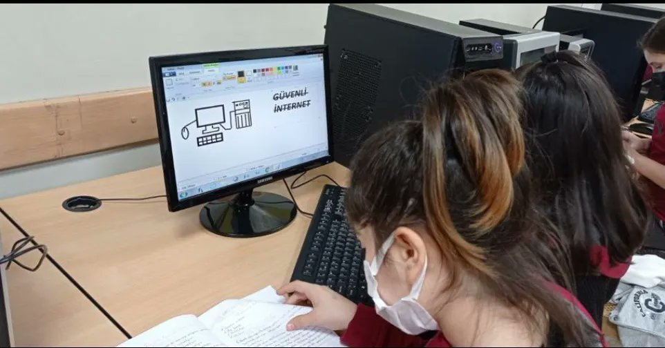 teenthinkers2's tweet photo. İnternet ve Teknoloji Güvenliği... https://t.co/zJOICTGG5J