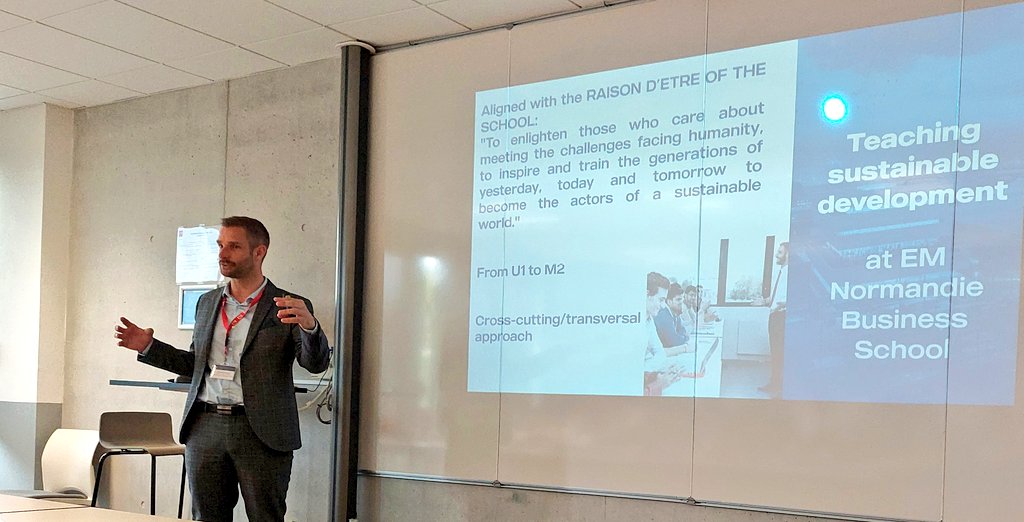 dorota_lichmira's tweet photo. A quick photo recap of our day yesterday. Day 3 of #partnerdays with @EMNormandie Great sessions with @Bourdin_Seb and @JSoreauEMNorman , and a trip to @ville_granville 👋 https://t.co/UrK97tphAP