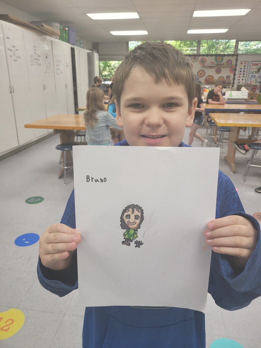GranatAmy's tweet photo. We don't talk about Bruno! Fun day today drawing in art clas. @mayer1nes https://t.co/WYOExjq4b3