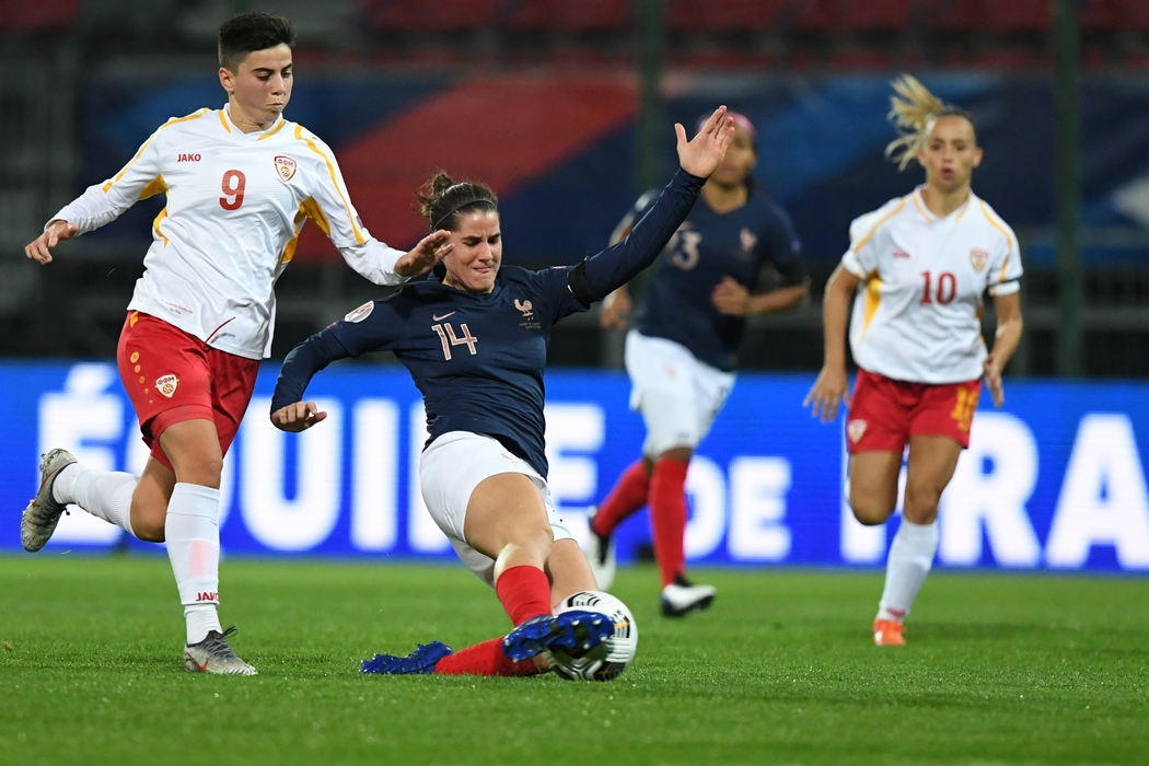 LaMontagne_TDS's tweet photo. #Football / Coupe de France : l’internationale et ex-Yzeurienne Charlotte #Bilbault décrypte le choc @YFeminin - @PSG_Feminines
https://t.co/CyiakvCZ28 https://t.co/RiiQC6wSMD