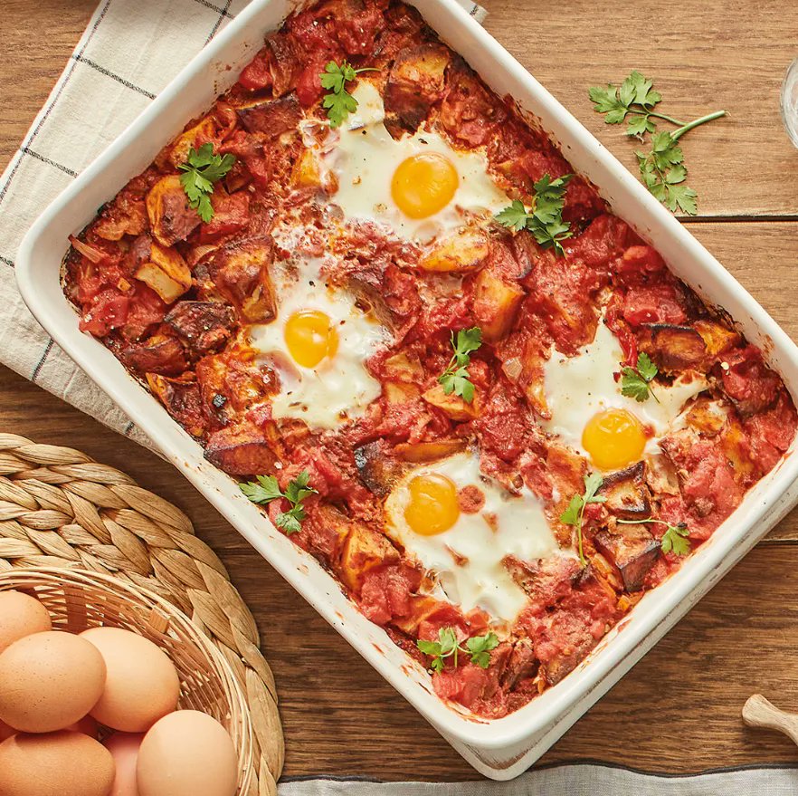 MeteorShopping's tweet photo. Whip up some egg-cellent Patatas Bravas for tea one night this week! 🥚 

Click the link below for the @AldiUK recipe and get all your ingredients in-store!

https://t.co/WRW9uwRc1z

#PatatasBravas #NationalEggMonth #SpanishFood https://t.co/i5PG0J9YA8