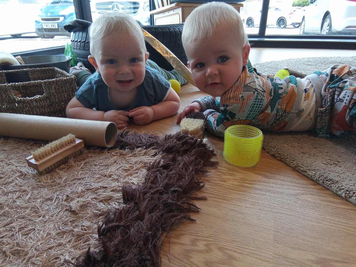 AshbridgeMaxy's tweet photo. Bluebells babies love the heuristic area. Lots of babbling throughout while they discover and explore. #exploration #discovery #usingallsenses #understandingtheworld #tummytime #happybabies https://t.co/gTOSrCLWRu