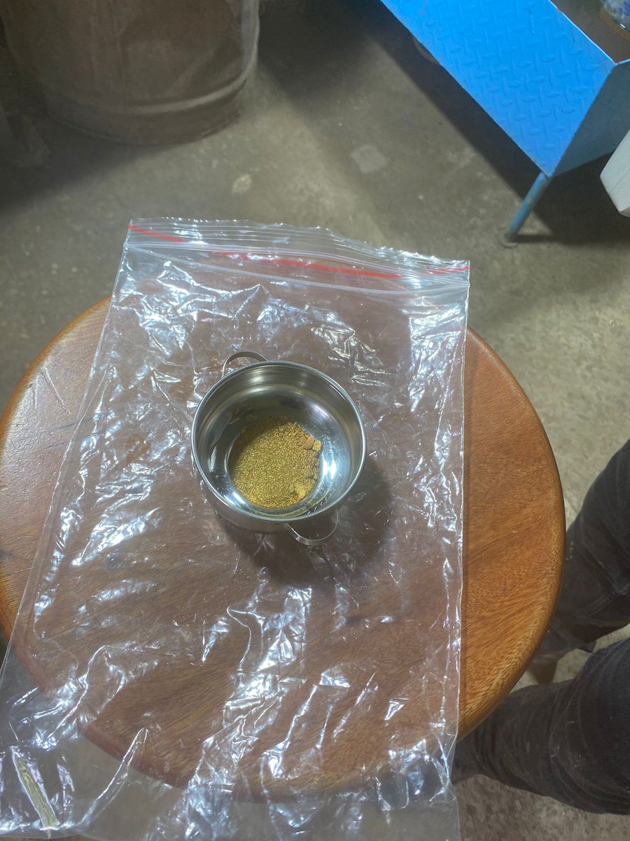 PureEarthPeru's tweet image. Como alternativa a métodos tradicionales, @PureEarthNow instauró programas de capacitación en técnicas de minería libres de mercurio. Visitamos la Concesión Minera Formalizada Paolita II del señor Pedro Ynfantes, pionero en estas técnicas en Madre de Dios. #PureEarthPeru