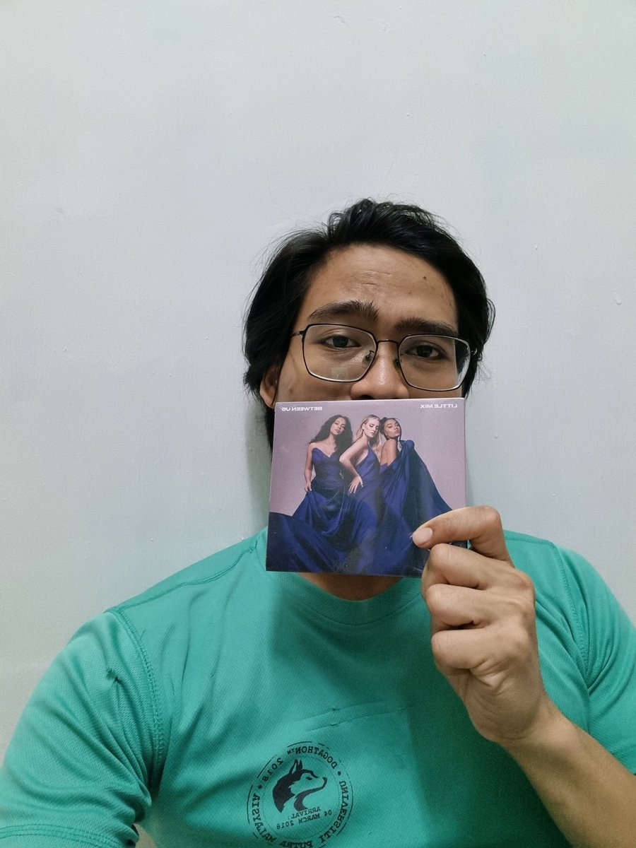 imranrazali08's tweet photo. Imma post one here coz this made my fking day. Thank you my mixer-in crime @nurinwrong for this @LittleMix CD! https://t.co/oEy1CmNS9v