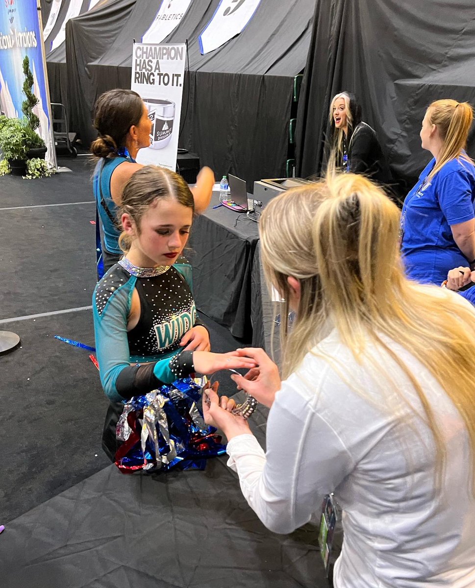 kenzie_widc's tweet image. I AM A D2 SUMMUT CHAMP!!