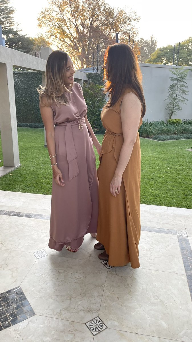 FasihaHassan's tweet photo. It’s my mother’s birthday today &amp; I really want to celebrate her. When I count my blessings I count her amongst the first. She has shown me that as women we can have it all - a successful career, a solid home life, a happy family and still have an identity beyond our roles https://t.co/zwUyfiMDS2