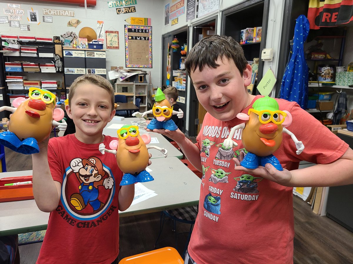 Triplet potato heads with their little buddy! So much fun on Token Day! #TigerLegacy @oulmankayla