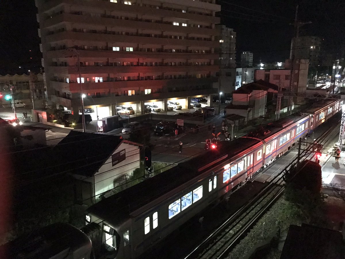 DataTojo's tweet photo. 西鉄筑紫駅で列車事故 https://t.co/pQGwERqdrV