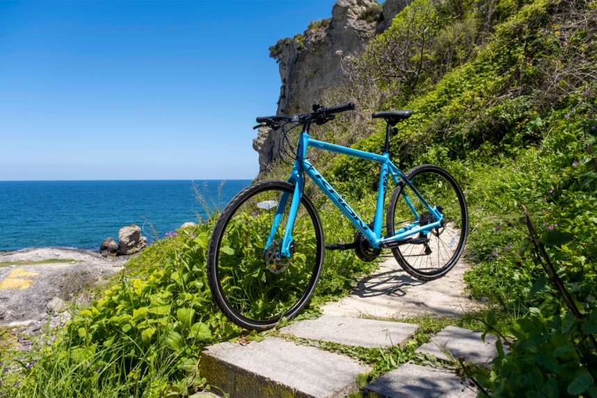 kronbisiklet's tweet photo. Karşınızda beklenen Kron SPX 500 şehir bisikleti. Alüminyum gövde, sabit maşa, düz gidon ve Shimano Deore vitesiyle sürüş amacın ne olursa olsun, yolların hakimi sensin! Yeni yerler keşfetmek için SPX serisi seni bekliyor. #kronbisiklet #zirveyetaşır https://t.co/9l8ck3UH2P