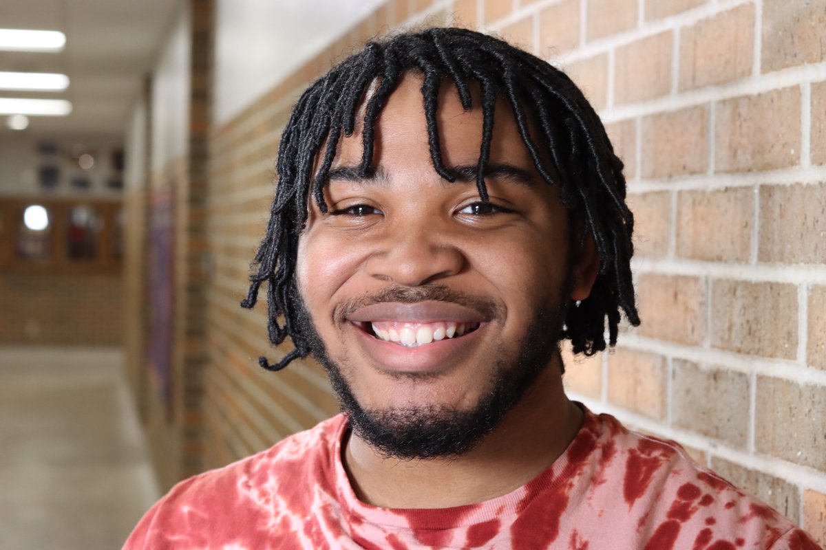 OmahaPubSchool's tweet photo. When asked what it means to represent @OmahaPubSchool Portrait of a Graduate, @OPS_Northwest senior Kelvin Thompson said he and his peers take on challenges with critical thinking and determination. Watch below to hear more from Kelvin. #OPSProud https://t.co/Uj9r8rMlws