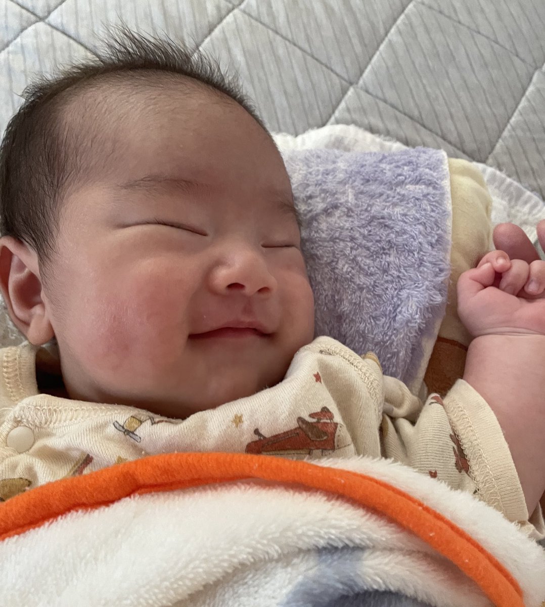 szy1214's tweet photo. しっかりしてきた👶🏻
気いついたらもう2ヶ月なる
二人目は余計時間経つの早い🥺 https://t.co/UEfycXBabF