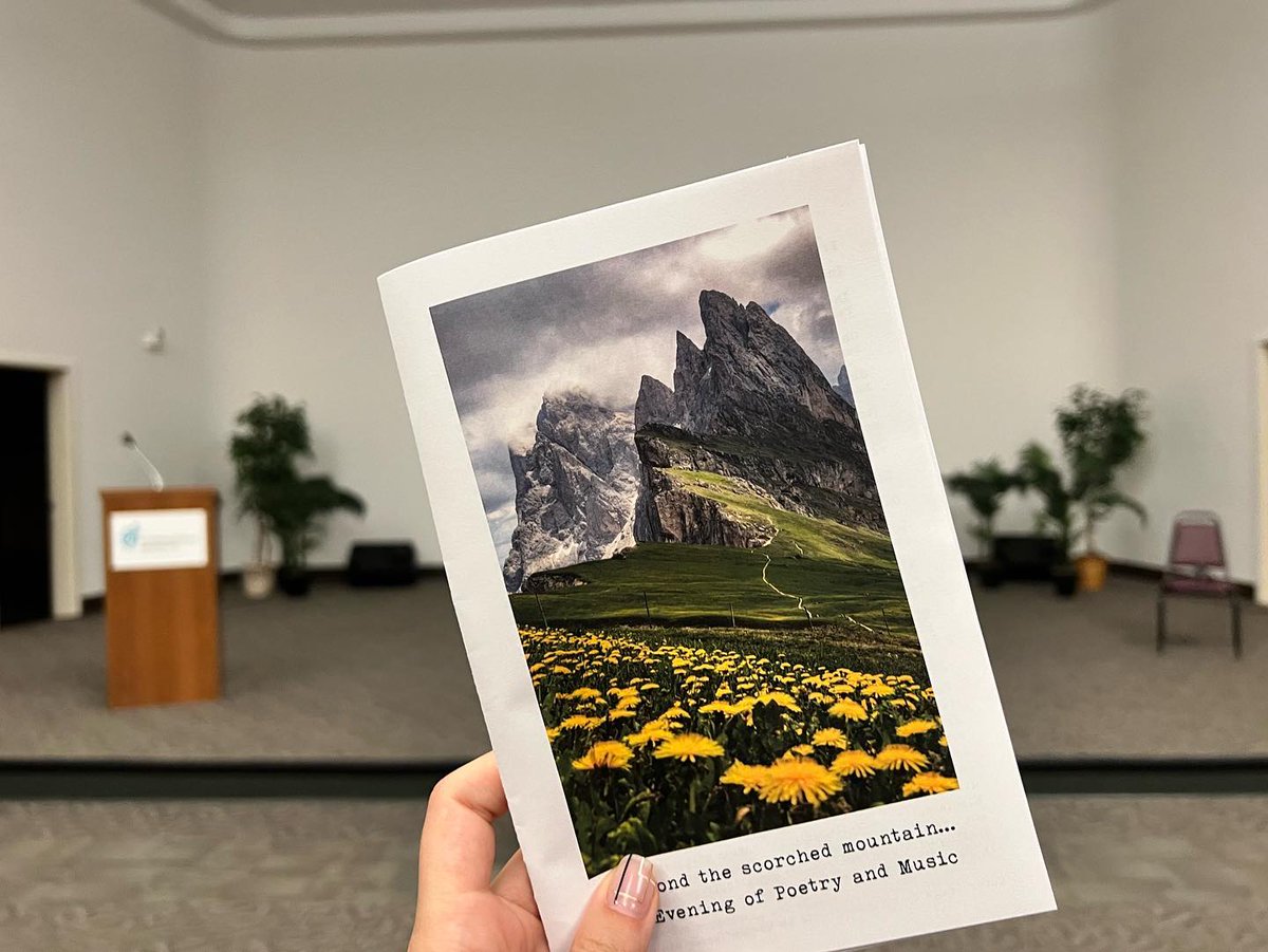 UpstreamTheater's tweet photo. Please join us TONIGHT for an evening of music and poetry from Ukraine and elsewhere!

📍International Institute

🗓 Tonight May 11 at 8 PM�

Free Admission - Masks Required https://t.co/vnvaTzWLOc