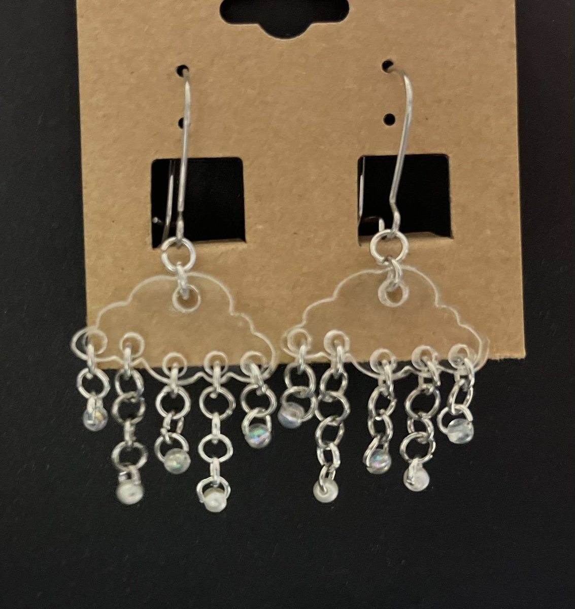 shsdrafting's tweet photo. Cute pair of earrings made by Maikah on the #epilog #laser #fusionpro #sislerHS https://t.co/qG58Epyt6D