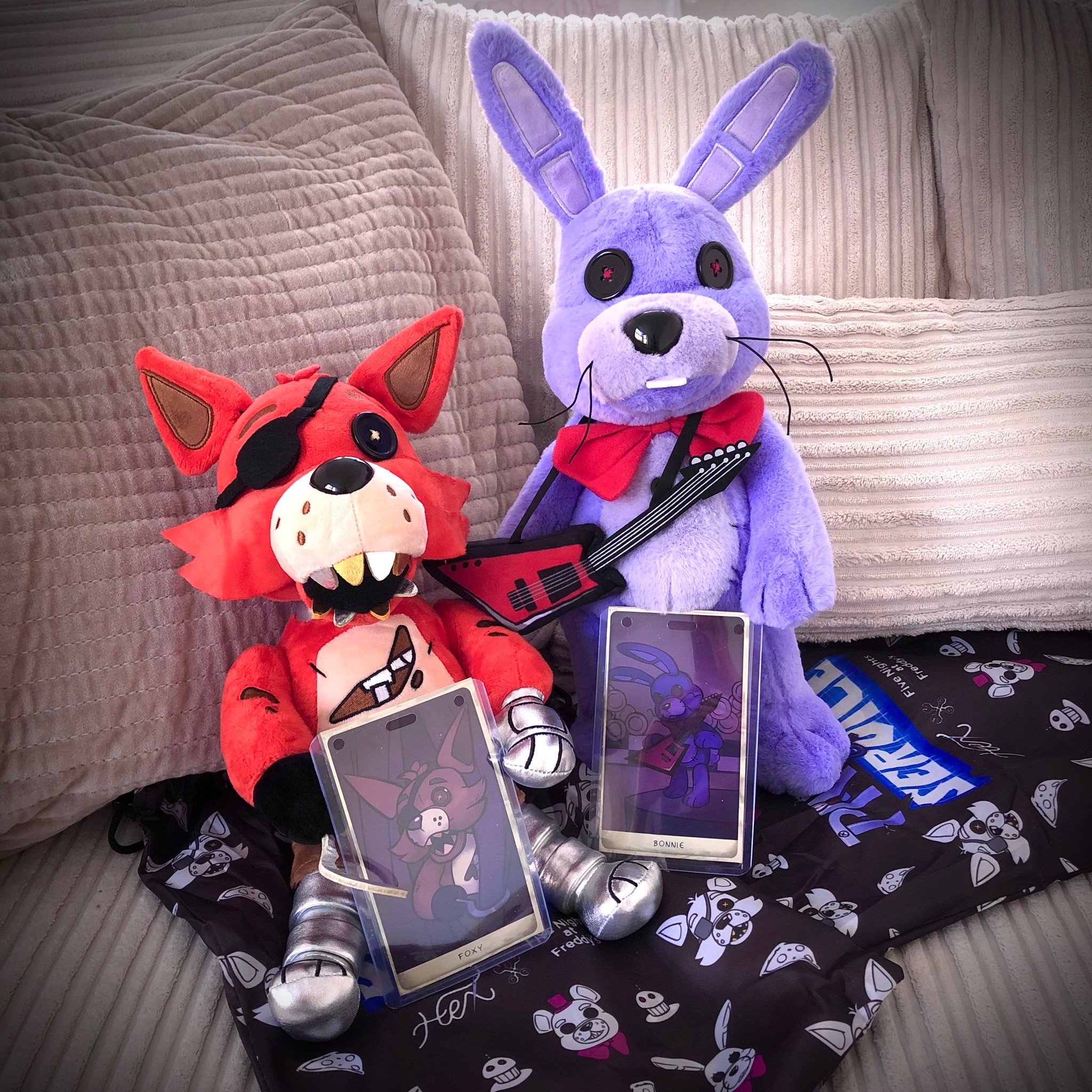 Foxy Plush – HEX SHOP