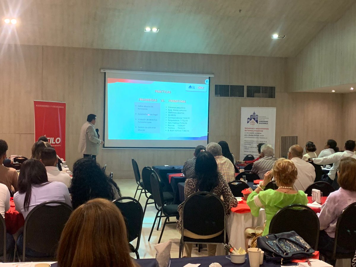 EstiloInge's tweet photo. Estos son algunos de los mejores momentos que vivimos en Hablemos con Propiedad junto a nuestros clientes y conferencistas 💯. 

#estiloingenieria #ascensores #escaleraselectricas #estilotecnologia https://t.co/YQjVJiHteG