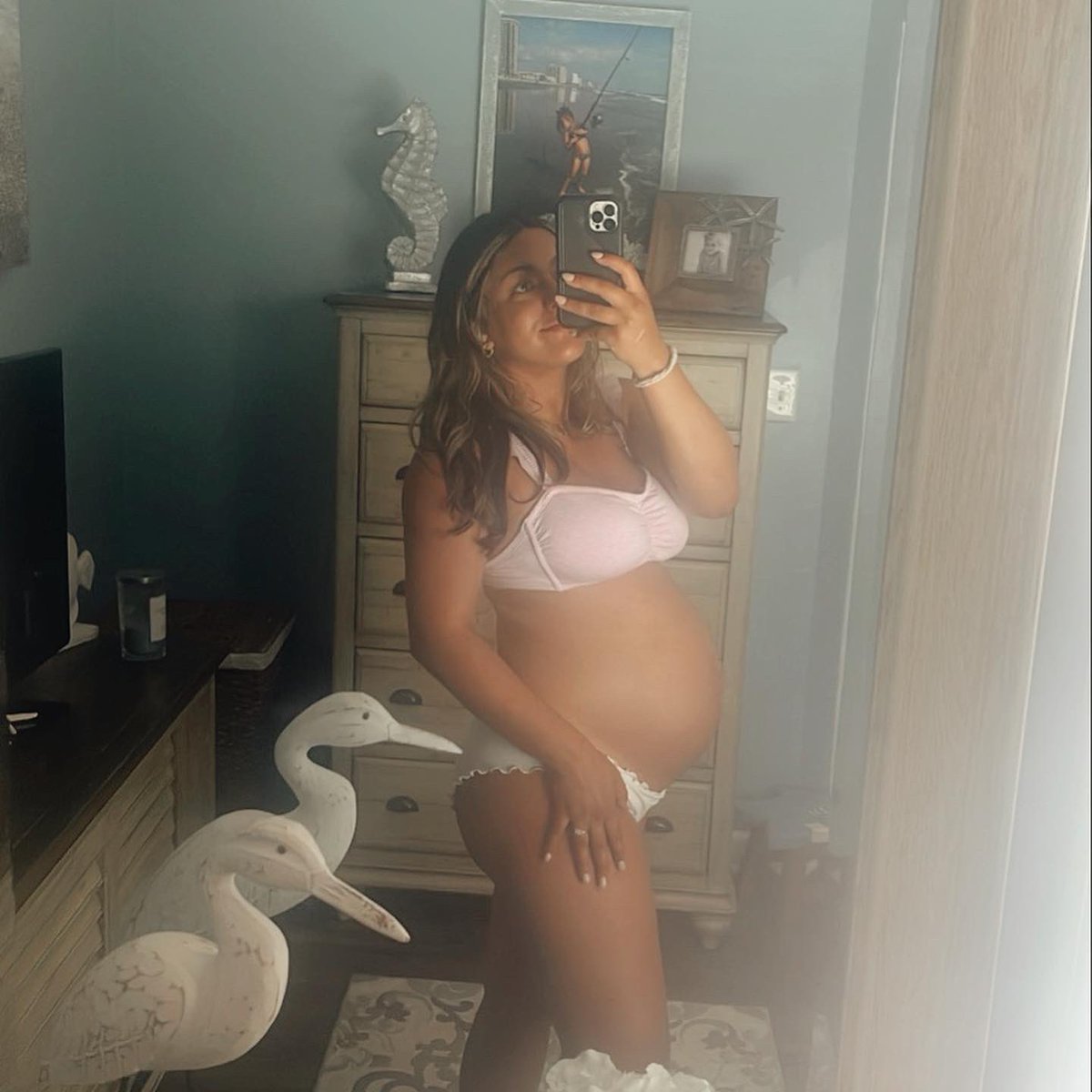 aflo_7's tweet photo. Haven’t been on twitter since like last year, but just documenting that we may be having a baby next month… 🥰 K, logging off. @ScoutMcF2 https://t.co/8OoV2aooMa