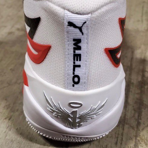 Nice Kicks tweet media