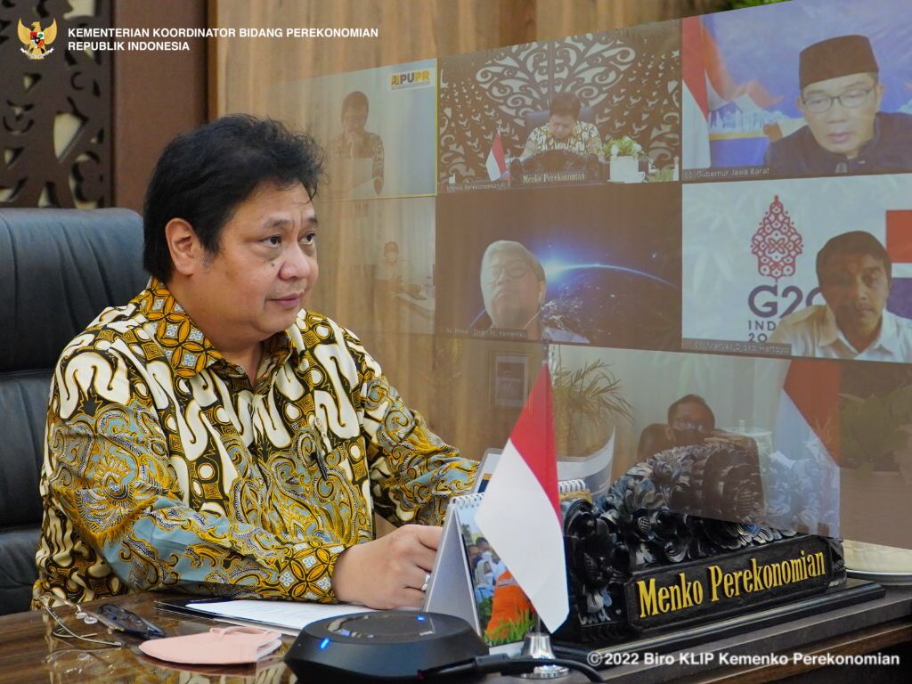 PerekonomianRI's tweet photo. #BeritaEkon
Hai #SahabatEkon
Pemerintah terus mendorong Percepatan Pembangunan Kawasan Rebana dan Kawasan Jawa Barat Bagian Selatan dengan target penyelesaian proyek pada tahun 2024.
Yuk baca selengkapnya di
https://t.co/BECPP3XVjn
#KPPIP
#UntukEkonomiIndonesia https://t.co/TklFStK5oz