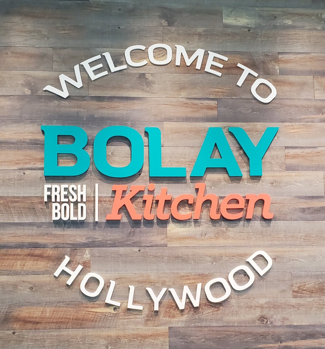 PTSOSBHS's tweet photo. Thank you so much to @Bolay Hollywood for your support in making a delicious, healthy lunch possible to thank our Teachers &amp; Staff for all they do for our students! https://t.co/bExkASw5Af