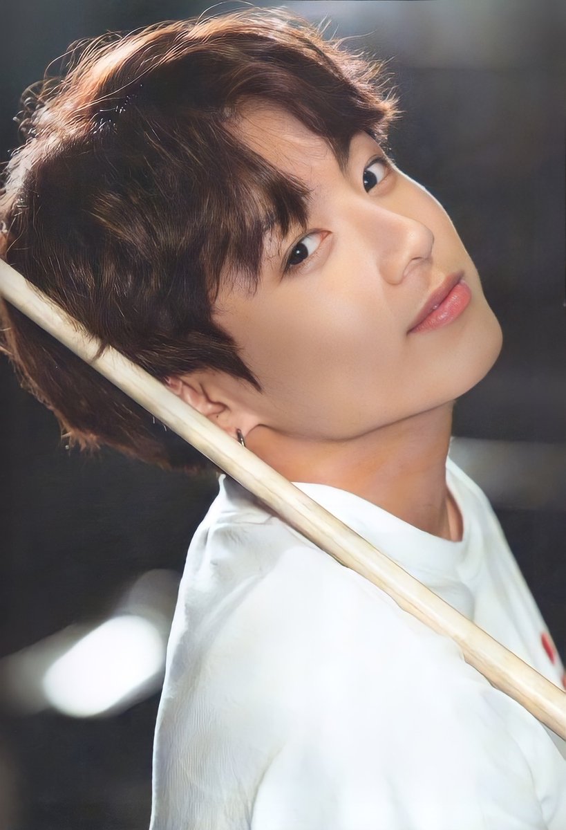 97JKHAIR's tweet photo. jeon jungkook is so pretty https://t.co/2ni1GRnrFO