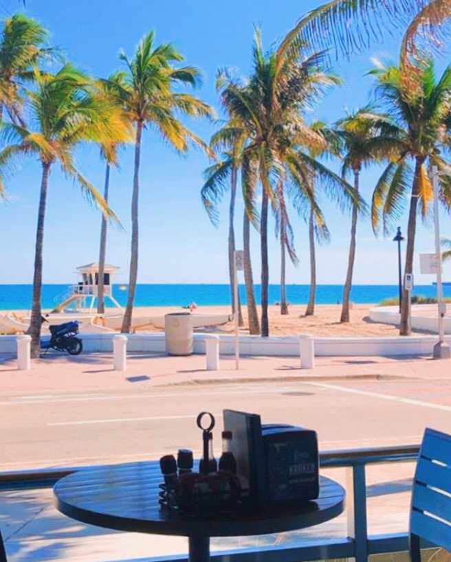 bosbeach's tweet photo. Happy Hump Day! Enjoy life beachside! Live music starts at 5pm!
🍹☀️🌴

#bosbeach #openairdining #livemusic #beachviews #oceanviews #florida #fortlauderdalebeach #ftlauderdalebeach #cocktails #fortlauderdalefoodies #fortlauderdaleeats #hellosunny #everythingsbetteratthebeach https://t.co/aWGWqCRwm0
