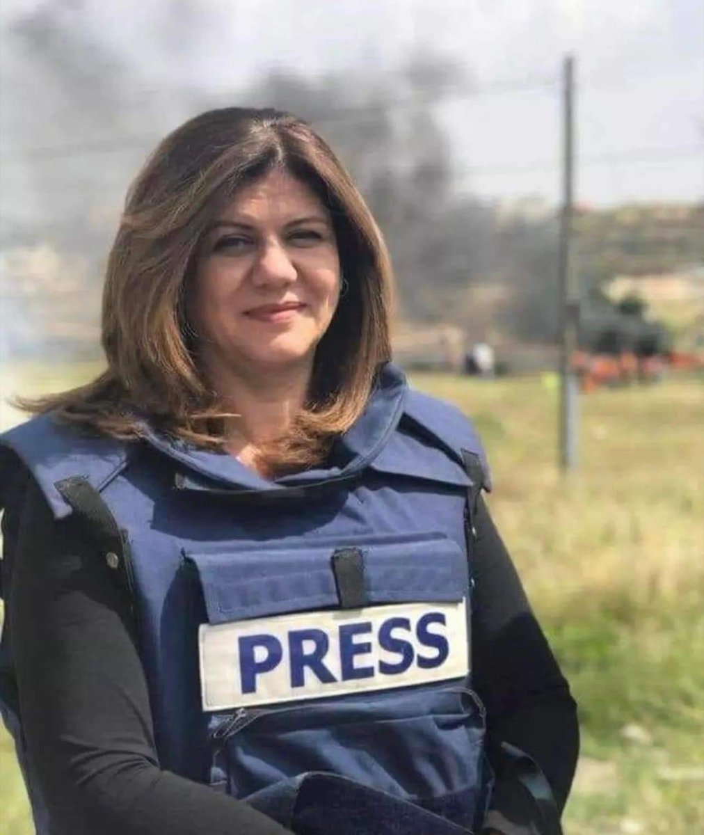 Sides862722145's tweet photo. #Shareen have been shot and killed by the #Israeli “defence” 
#Palestinian #journalistShareen Abuaqala #killed by Israelis today .May her soul rest in peacehttps://twitter.com/Timesofgaza/status/1524237504706236420?t=KeiM4qfLEsMRquv3QjQN9Q&amp;s=19 https://t.co/CkD1JRSFdH