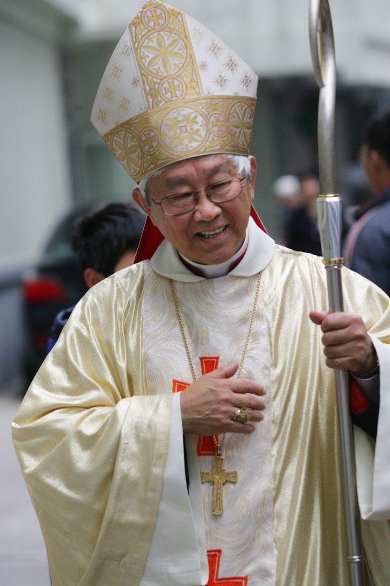laiyanhoeric's tweet photo. The arrest of Cardinal Zen @CardJosephZen,
echoed the arrest of Cardinal Kung Pin-mei,who was jailed by the Communist Party as he refused to surrender to the state controlling the Church in 1950s.Many Catholic bishops were persecuted on the mainland,and now #HK. https://t.co/MRK5wthba9