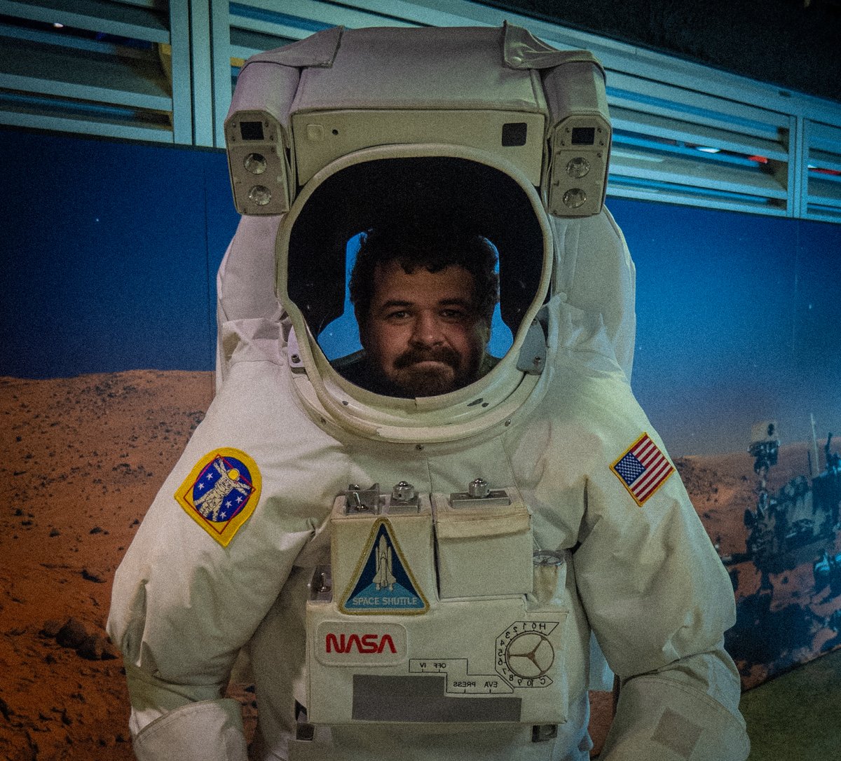 StudioModerne's tweet photo. Jason learned how to edit video at the University of the Moon! https://t.co/2MfRtI2f5e