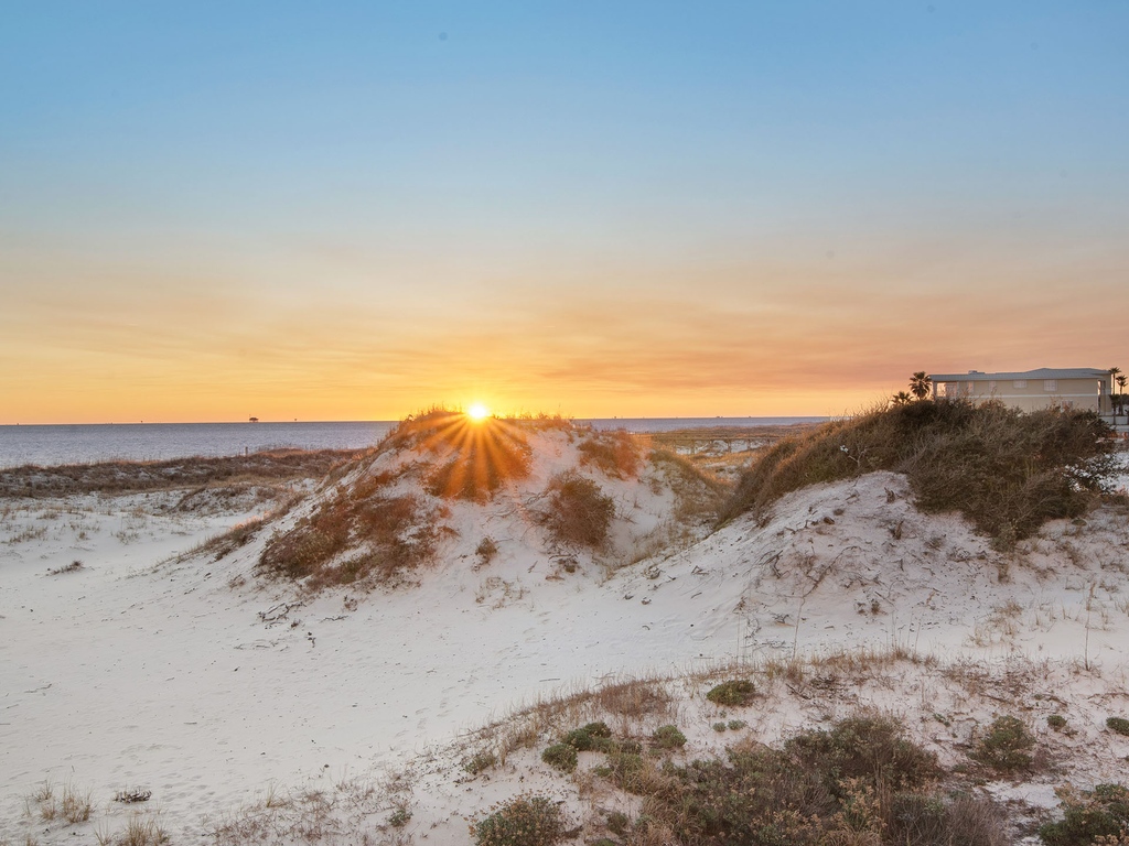 Southern Vacation Rentals tweet media